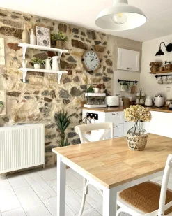 Pöydät<Beliani Ruokapoyta Kumipuu Vaalea Puu/Valkoinen 114 X 68 Cm Georgia