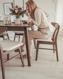 Pöydät<Beliani Ruokapoyta Tumma Puu 200 X 100 Cm Madox