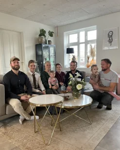 Pöydät<Beliani Sivupoyta Lasitasolla Metalli Valkoinen/Kulta Meridian Ii