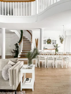 Best Sale Beliani Sivupoyta Lasitasolla Valkoinen Attu