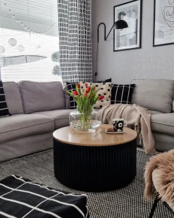 Best Sale Beliani Sohvapoyta Säilytystila Vaalea Puu/Musta Kirkwood