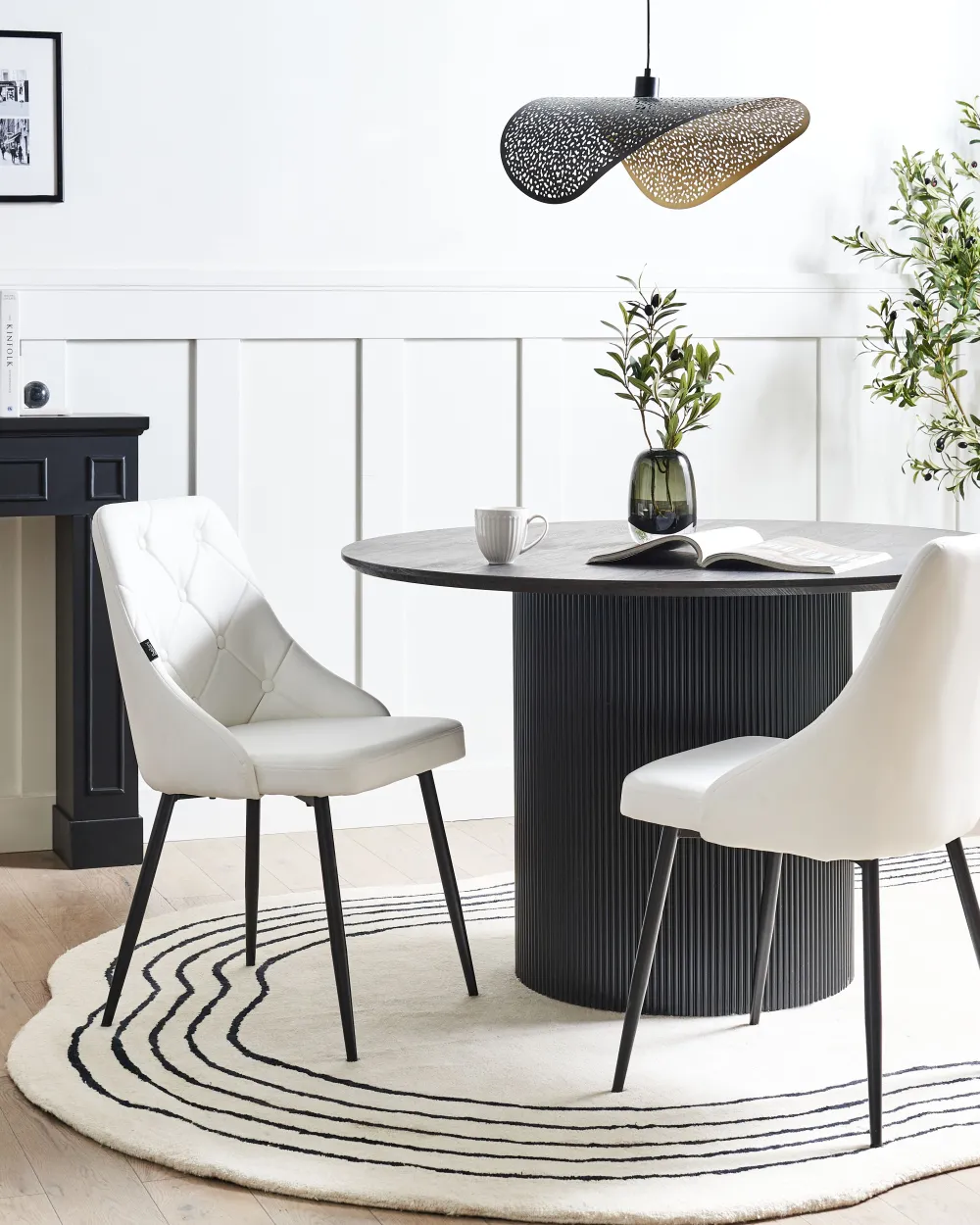 Tuolit<Beliani Tuoli Keinonahka Valkoinen 2 Kpl Valerie