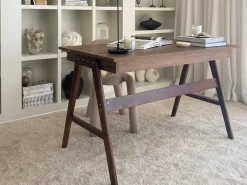 Lastenhuone<Beliani Tyopoyta 2 Laatikkoa Tumma Puu 120 X 70 Cm Sheslay