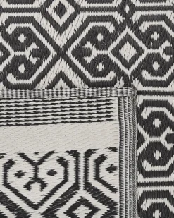 Matot<Beliani Ulkomatto Musta 120 X 180 Cm Barmer