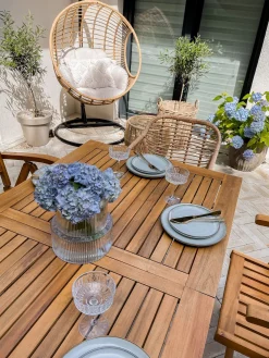 Outlet Beliani Ulkoruokailuryhma 6-Istuttava Akaasiapuinen Luonnonvalkoisilla Pehmusteilla Java