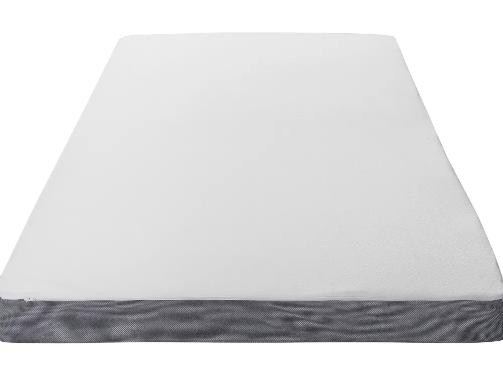 Lastenhuone<Beliani Vaahtomuovipatja Keskikova 90 X 200 Cm Piccolo