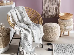 Tekstiilit<Beliani Viltti 130X150 Cm Vaaleanharmaa Yamalak