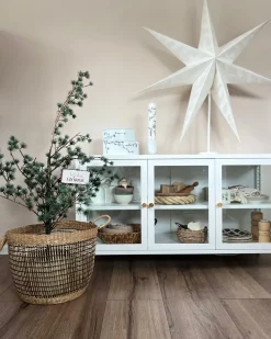 Säilytys<Beliani Vitriinikaappi Teras 3 Ovea 2 Hyllya Valkoinen Newport